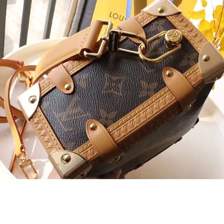 Official Brother Sam LV Bag 2306YA0168 0629